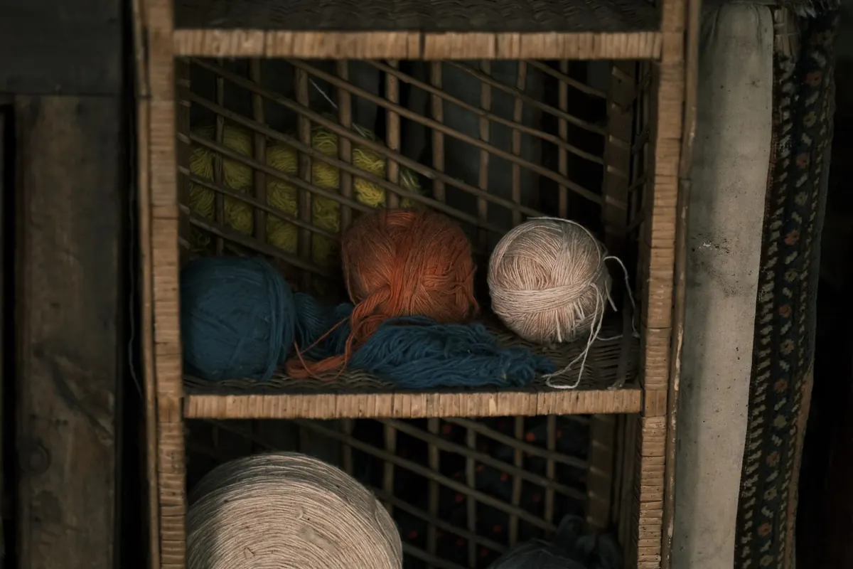 Merino vs. Cashmere vs. Alpaca: A Beginner's Guide to Knitwear Fibers