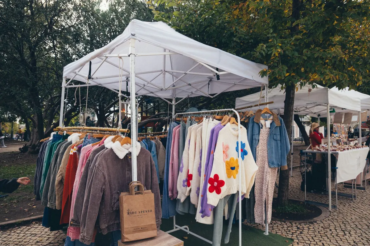 Vintage Sweater Shopping: What to Inspect Before You Buy